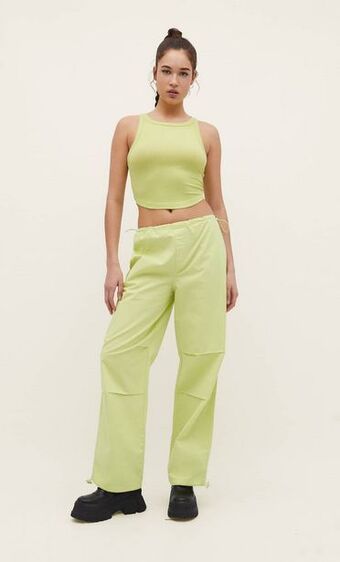 Stradivarius Pantalón parachute popelín stoppers oferta