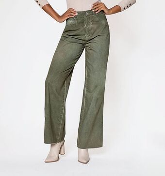 Studio F Jean pierna amplia, tiro alto, cinco bol oferta