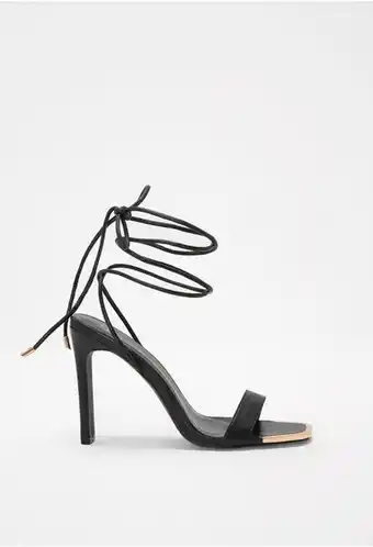 ELA Sandalia tacon cuadrado puntera metálica oferta