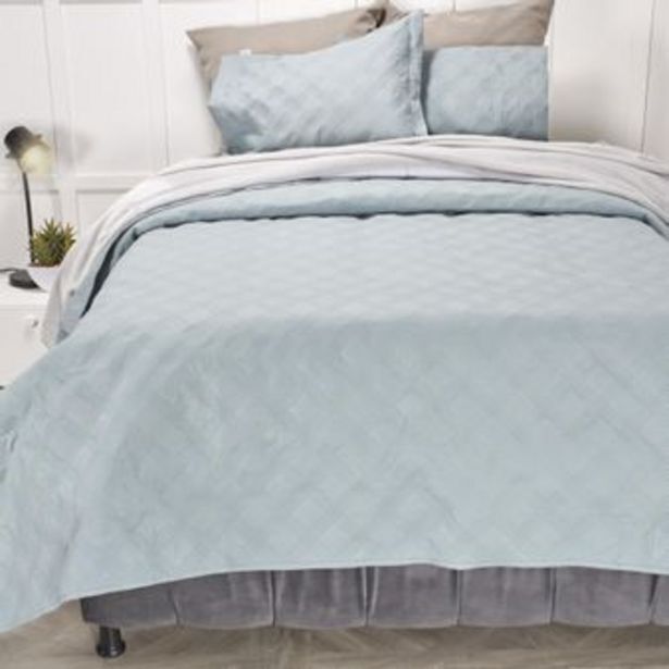 Brissa Cubrelecho microfibra unicolor verde eucalipto oferta