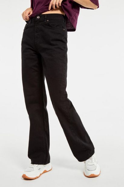 Koaj Jean 90s tiro alto negro sin rotos oferta