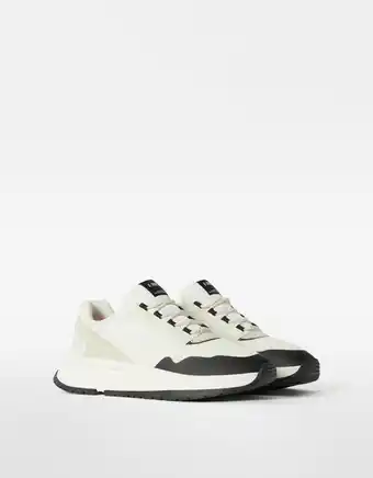 Bershka Deportivas combinadas tejido hombre oferta
