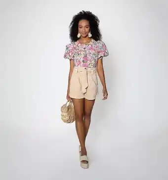 Blusa escote redondo manga corta