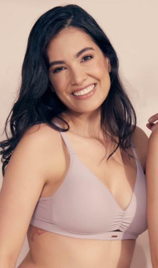 Éxito Brassier Triangular Laura oferta