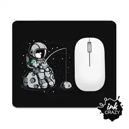 Falabella Mouse Pad Astronauta Pescando oferta