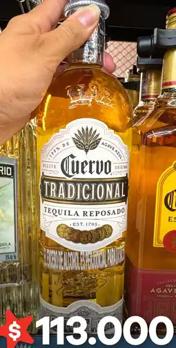 Éxito Cuervo Tradicional tequila reposado oferta
