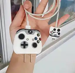 Falabella Funda En Silicona Protector De Cargador IPhone Control Xbox Blanco oferta