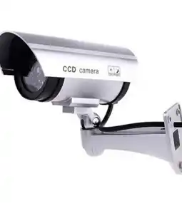 Falabella Cámara de seguridad dummy con función pilas Gris oferta