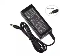 Falabella Cargador Portátil Para Toshiba 19v 342a 65w 5525mm oferta