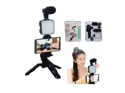 Falabella Kit Para Streaming Vlogs Mini Trípode Luz Relleno Y Micrófon oferta
