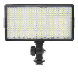 Falabella Panel de Luz LED Profesional Recargable LED-416 oferta