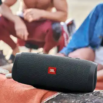 Falabella Parlante Inalámbrico JBL Charge Essential Gris Bluetooth oferta
