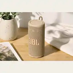 Falabella Parlante Bluetooth Grip Portátil Resistente al Agua 14Hrs Amarillo oferta