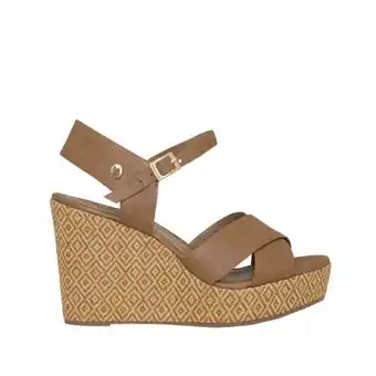 Bon-Bonite Sandalia de plataforma color miel caña en cuero napa oferta