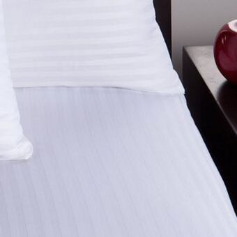 Brissa Sábana ajustable en tela 300 hilos polialgodón blanca oferta