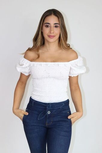 Unipunto Blusa cuerpo ruchado manga globo oferta
