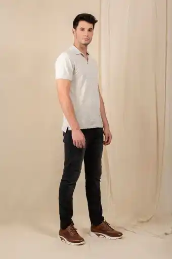 Vélez Jeans semifitted denim negro oferta