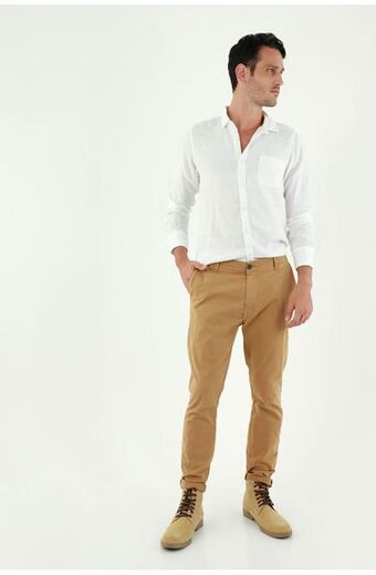 Tennis Pantalón café para hombre oferta