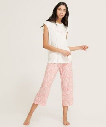 Pat Primo Pijama camiseta manga corta screen pantalón capri estampado oferta