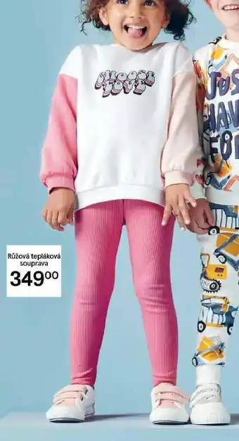Tesco Růžová tepláková souprava nabídka