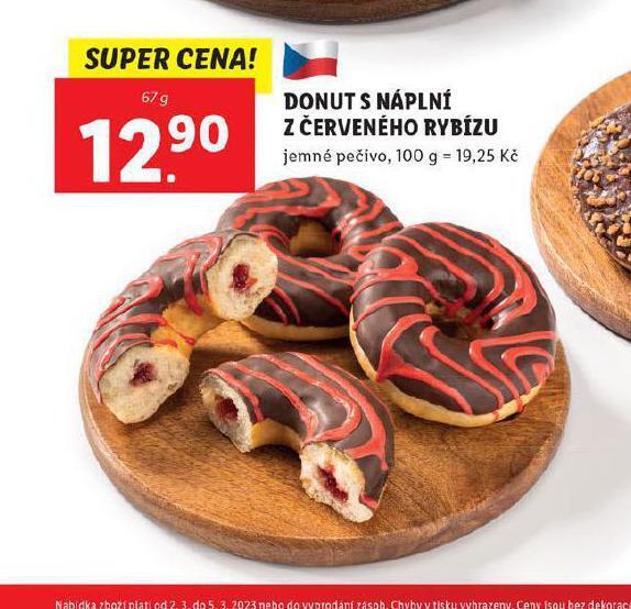 Donut s náplní z červeného rybízu nabídky v Lidl