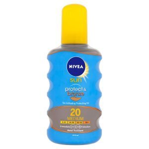 Tesco Nivea sun protect & bronze olej na opalování ve spreji podporující zhnědnutí of 20 200ml nabídka
