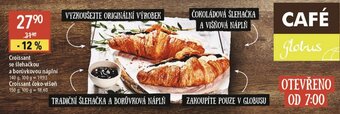 Globus Croissant se šlehačkou a borůvkovou náplní nabídka