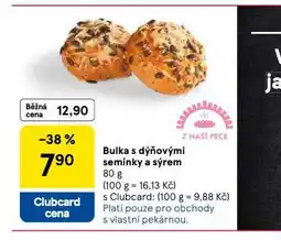 Tesco Bulka s dýňovými semínky a sýrem nabídka