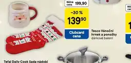 Tesco Vánoční hrnek a ponožky nabídka