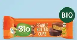 dm drogerie DmBio čokoládové košíčky s arašídovou náplní nabídka