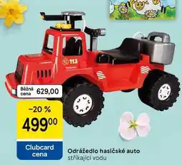 Tesco Odrážedlo hasičské auto stříkající vodu nabídka