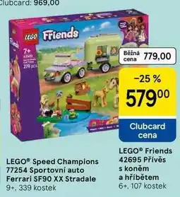 Tesco LEGO Friends 42695 Přívěs s koněm a hříbětem 6+, 107 kostek nabídka