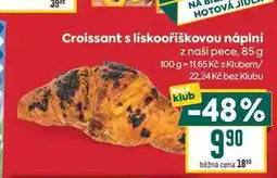 Billa Croissant s lískooříškovou náplní z naší pece nabídka