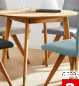 XXXLutz Jídelní stůl nabídka