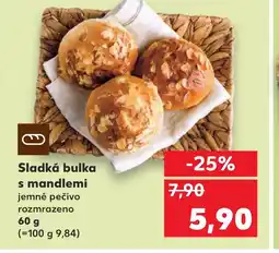 Kaufland Sladká bulka s mandlemi nabídka