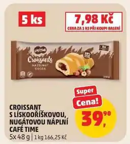 Penny Market Croissant s lískovoříškovou, nugátovou náplní Café Time nabídka