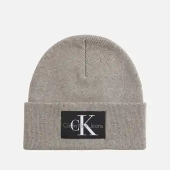 The Hut Calvin klein jeans non-rib logo-patched rib-knitted beanie Angebot