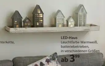 NKD LED-Haus Leuchtfarbe Warmweiß, batteriebetrieben, in verschiedenen Größen Angebot