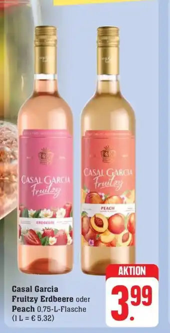 Schmidt's Märkte Casal Garcia Fruitzy Erdbeere oder Peach 0,75-L-Flasche Angebot