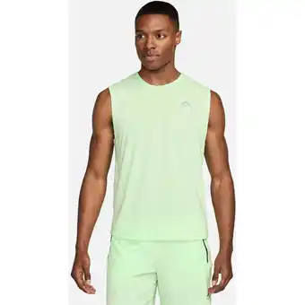 Intersport NIKE Herren T-Shirt Solar Chase Dri-FIT VAPOR GREEN/NEUTRAL OLIVE/BLACK L Angebot