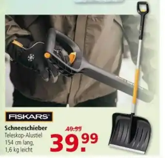 Multi Markt Fiskars Schneeschieber 154 cm lang, 1,6 kg leicht Angebot