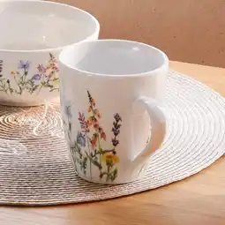 NKD Tasse mit Blumendesign, ca. 340 ml Angebot