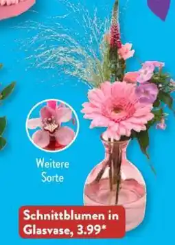 Aldi Süd Schnittblumen in Glasvase Angebot