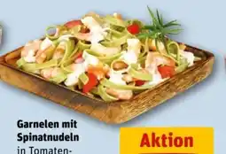 REWE Center Garnelen mit Spinatnudeln in Tomaten-Joghurt-Dressing Angebot