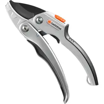 Netto Marken-Discount GARDENA Astschere Ratschenschere SmartCut Angebot