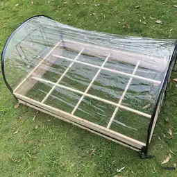 Netto Marken-Discount NYVI Foliengewächshaus NYVI-Green 02 – Frühbeet Gewächshaus für Gemüse, Pflanzen, Kräuter Angebot
