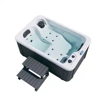 Netto Marken-Discount HOME DELUXE Outdoor Whirlpool HORIZON 175 x 115 cm mit Treppe und Thermoabdeckung Angebot