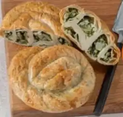 tegut Tegut Bäckerei Börek mit Spinat-Lauch-Füllung Angebot
