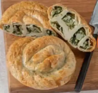 tegut Tegut Bäckerei Börek mit Spinat-Lauch-Füllung Angebot