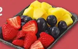 REWE Center Rewe Ananas Trauben und Erdbeeren Angebot